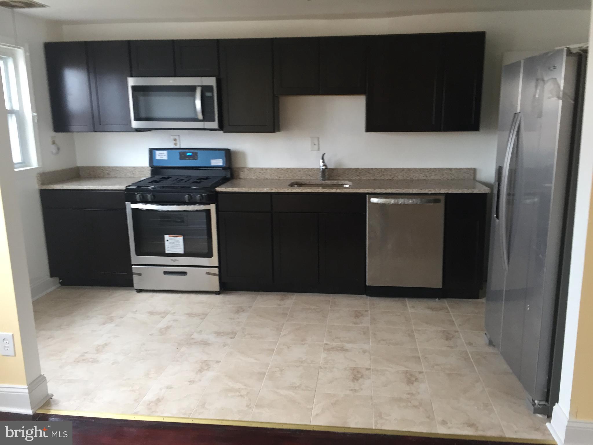 1221 Newfield Road Baltimore, MD 21207 - Photo 8 of 26 KITCHEN