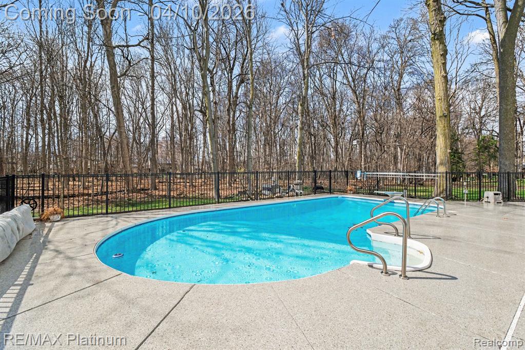 28861 Forest Ridge Drive Farmington, MI 48331 - Photo 35 of 39