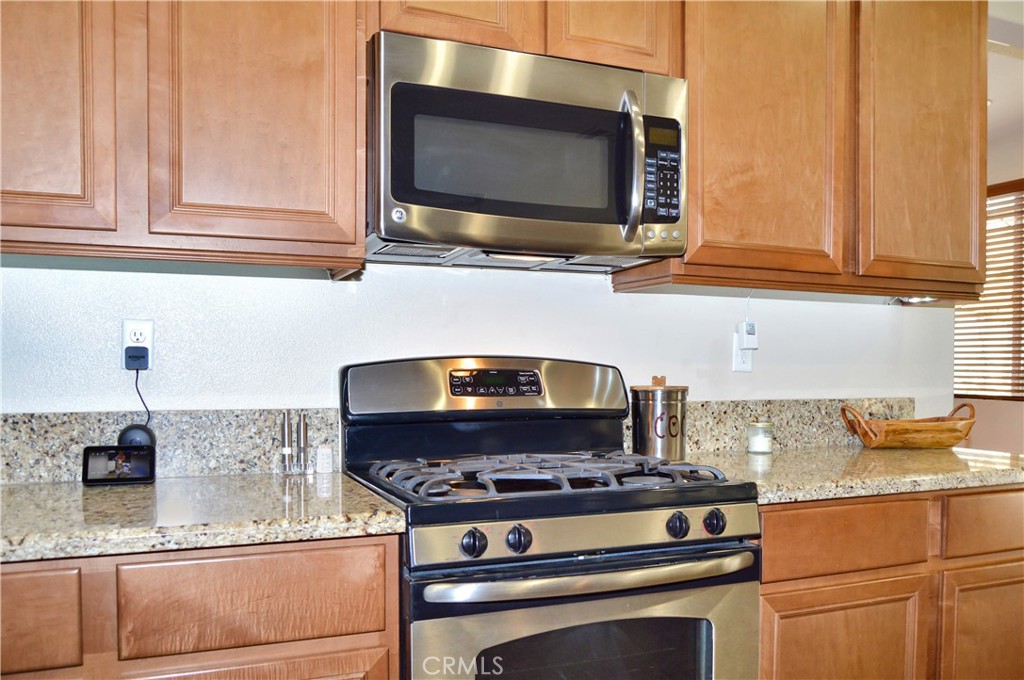 166 Fox Lane Calimesa, CA 92320 - Photo 23 of 76 Stainless Steel Range and Microwave