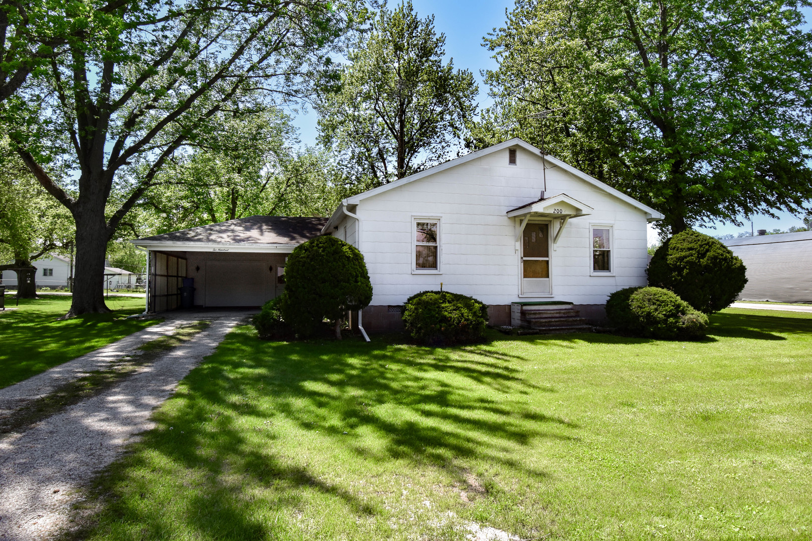 200 East George Street Odell, IL 60460 - Photo 1 of 1