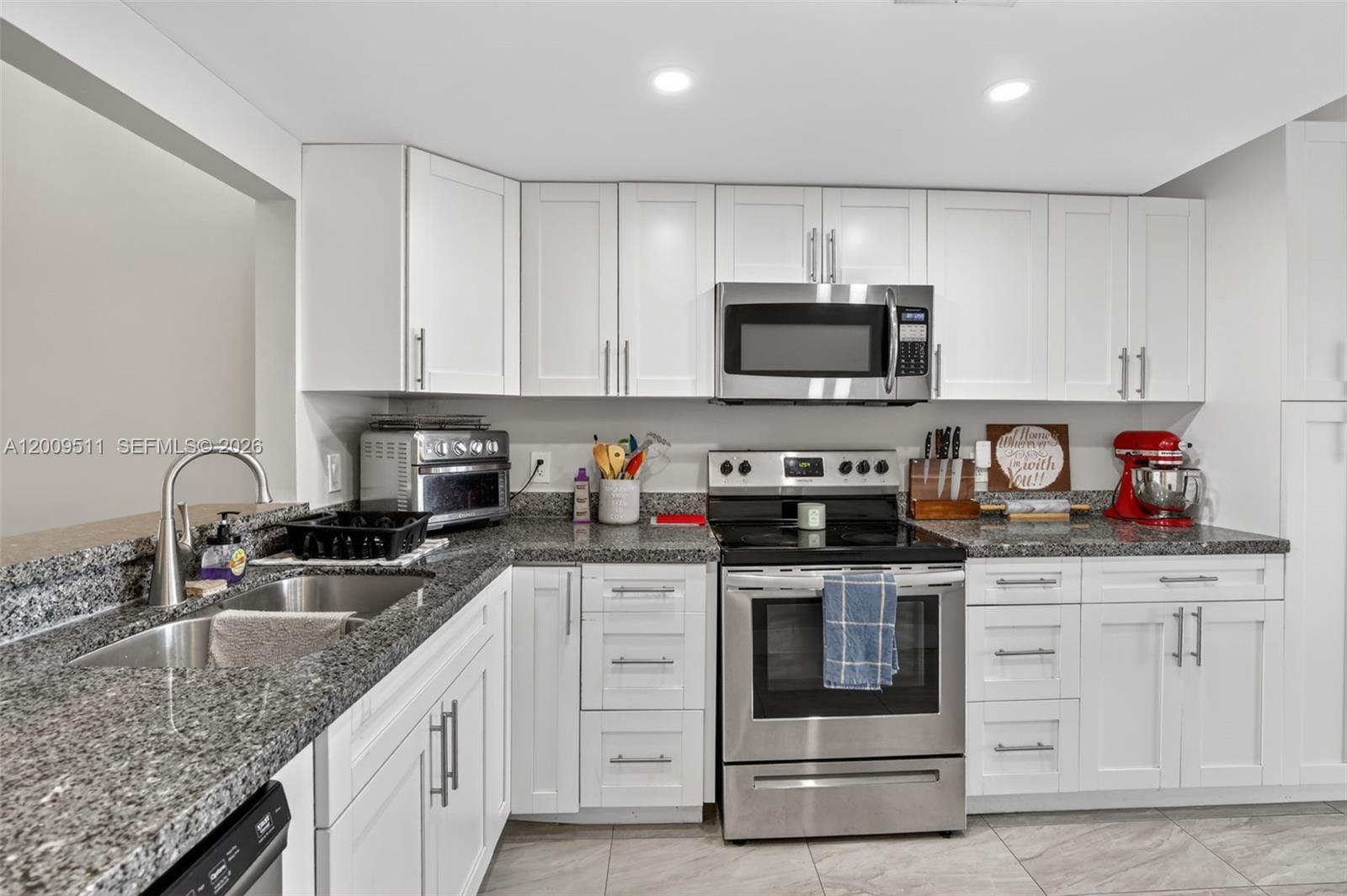 4283 South Pine Island Road Davie, FL 33328 - Photo 17 of 58