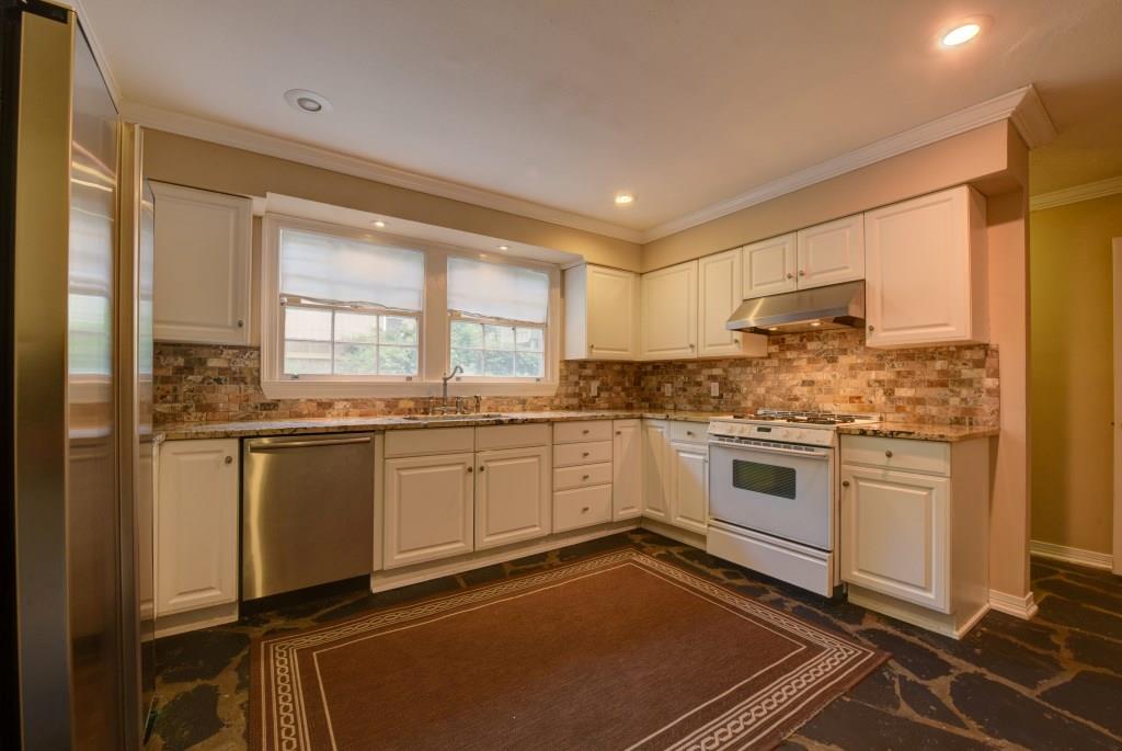 330 Citrus Road River Ridge, LA 70123 - Photo 5 of 13