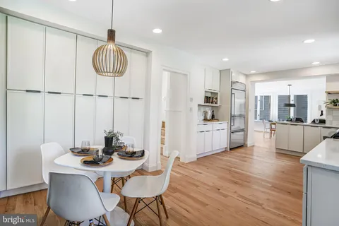 $2,175,000 | 5045 Cathedral Avenue Northwest, Washington, DC 20016