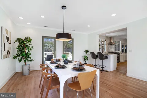 $2,175,000 | 5045 Cathedral Avenue Northwest, Washington, DC 20016