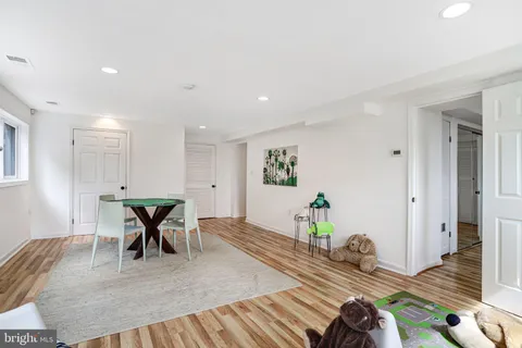 $2,175,000 | 5045 Cathedral Avenue Northwest, Washington, DC 20016