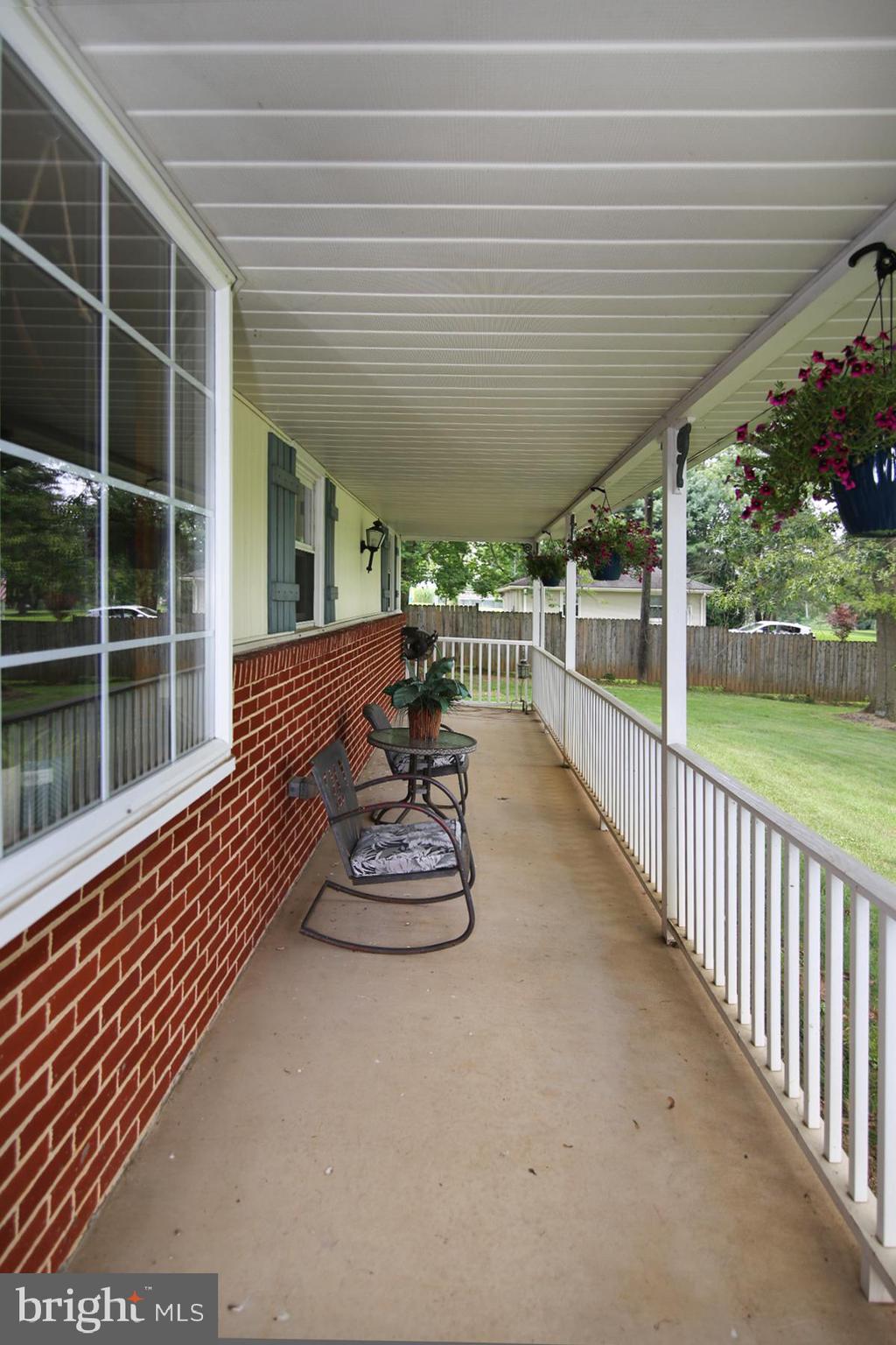 1190 Syner Road Annville, PA 17003 - Photo 13 of 44 Front Porch