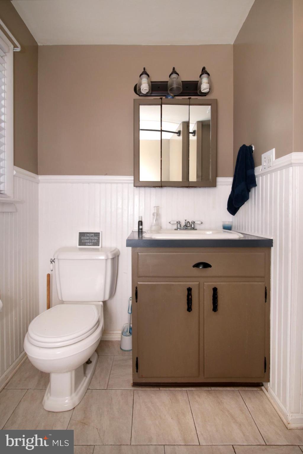 1190 Syner Road Annville, PA 17003 - Photo 17 of 44 One of two baths