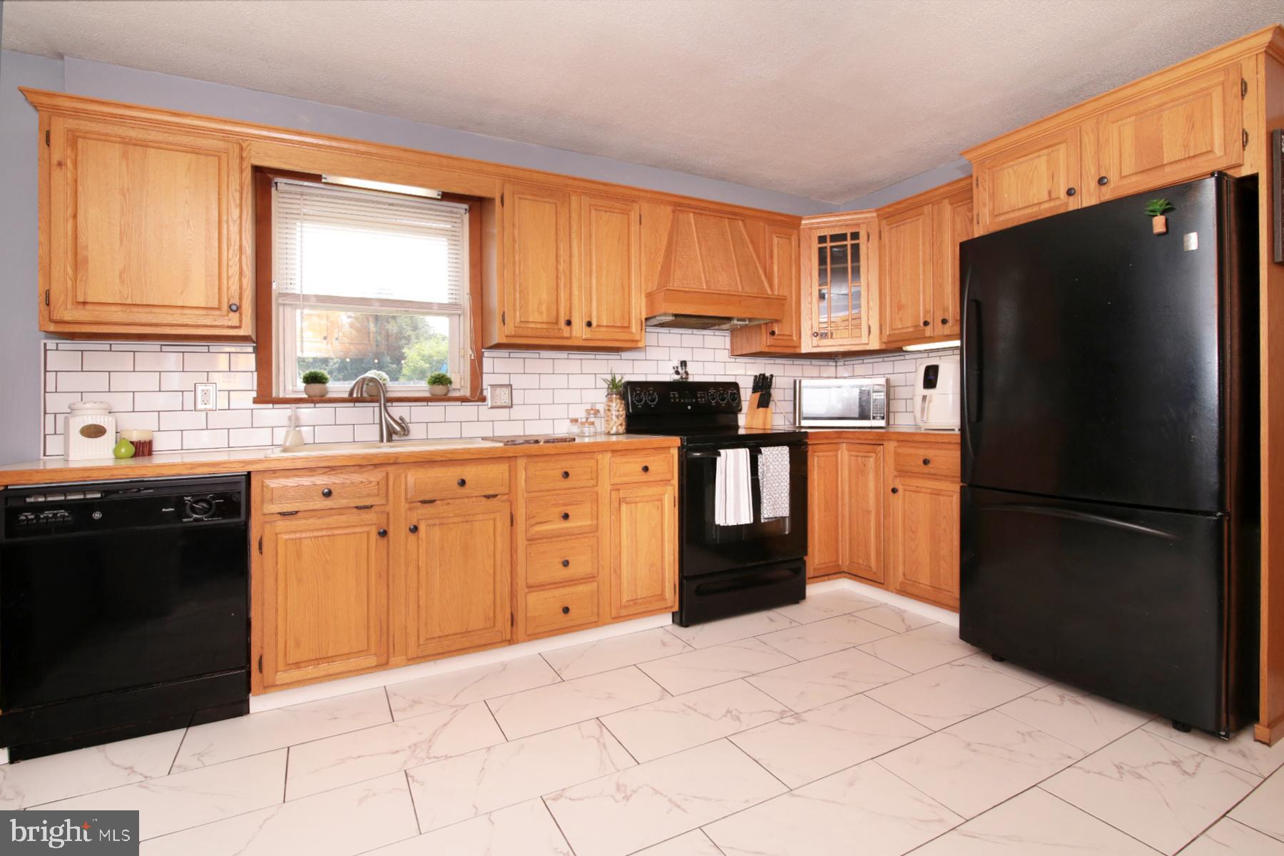 1190 Syner Road Annville, PA 17003 - Photo 4 of 44 Kitchen