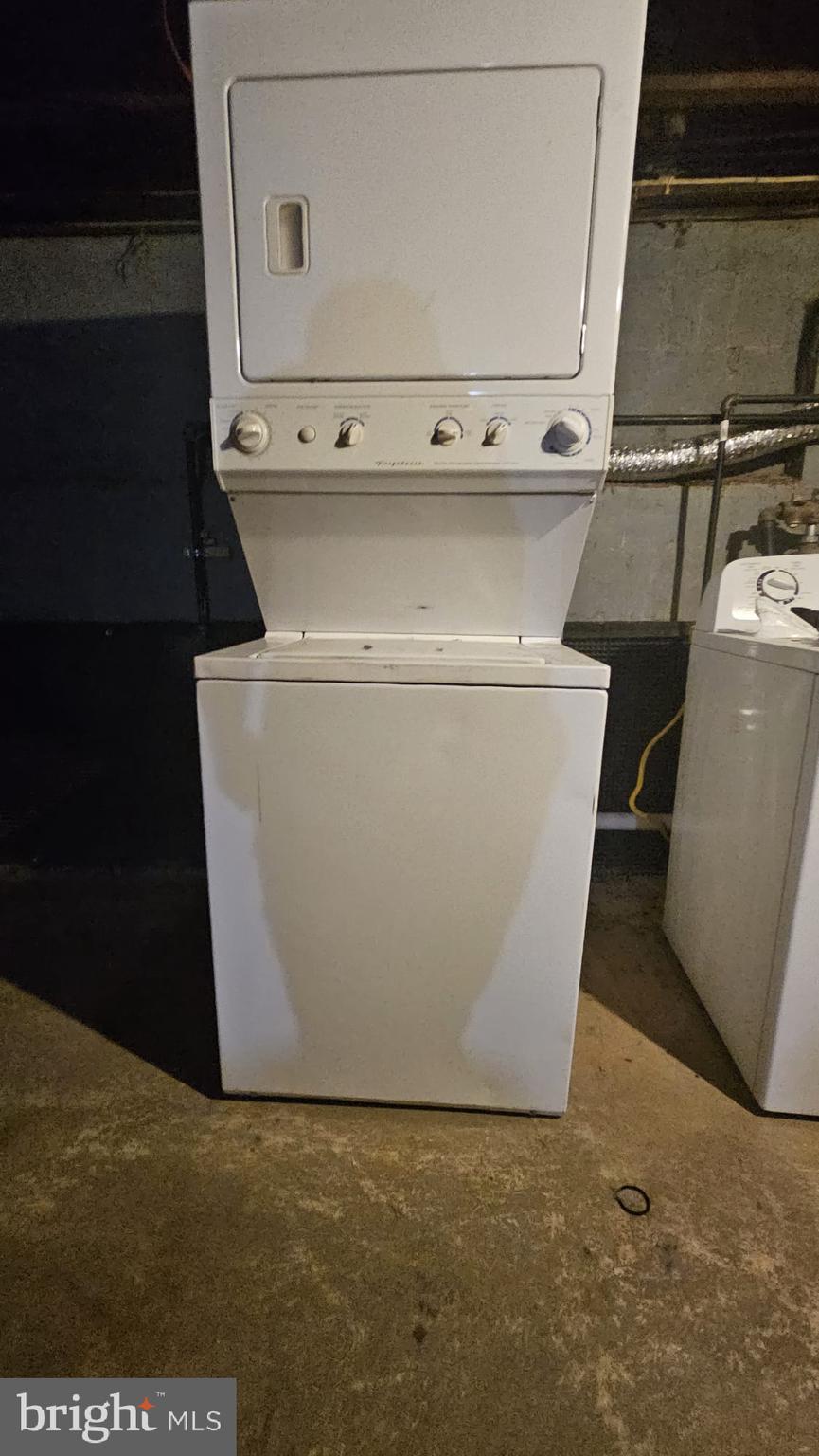 4020 Edgewood Road, Unit 2 Baltimore, MD 21215 - Photo 13 of 13 Washer/Dryer in the building