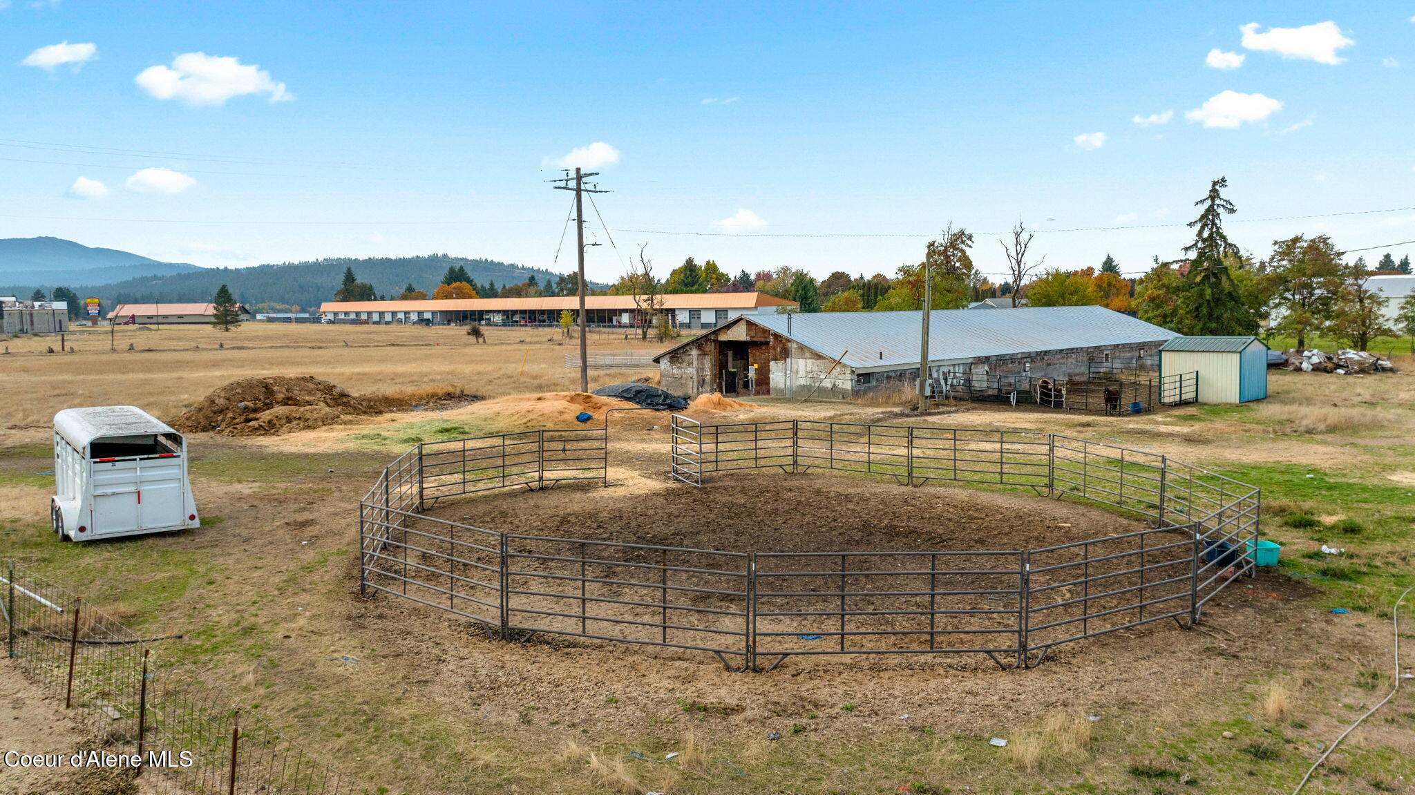 8960 West Ante Road Post Falls, ID 83854 - Photo 15 of 18 Horse Area