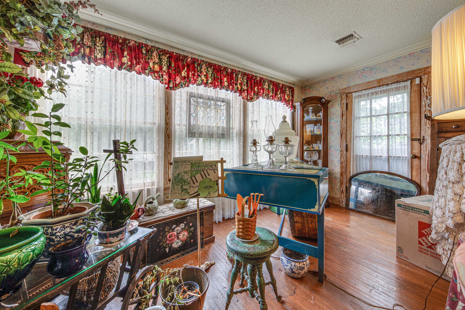 5905 Hillside Road Crystal Lake, IL 60012 - Photo 14 of 65