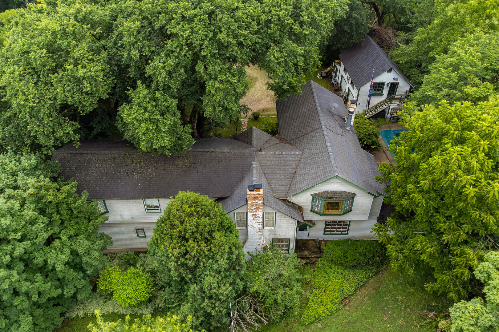 5905 Hillside Road Crystal Lake, IL 60012 - Photo 2 of 65