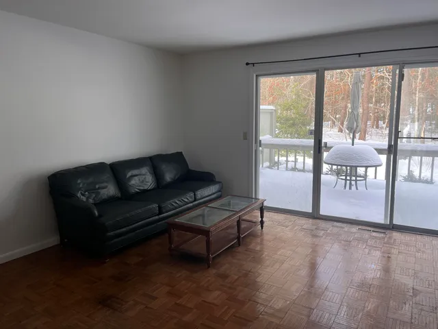 $395,000 | 300 Buck Island Road, Unit 21B, West Yarmouth, MA 02673