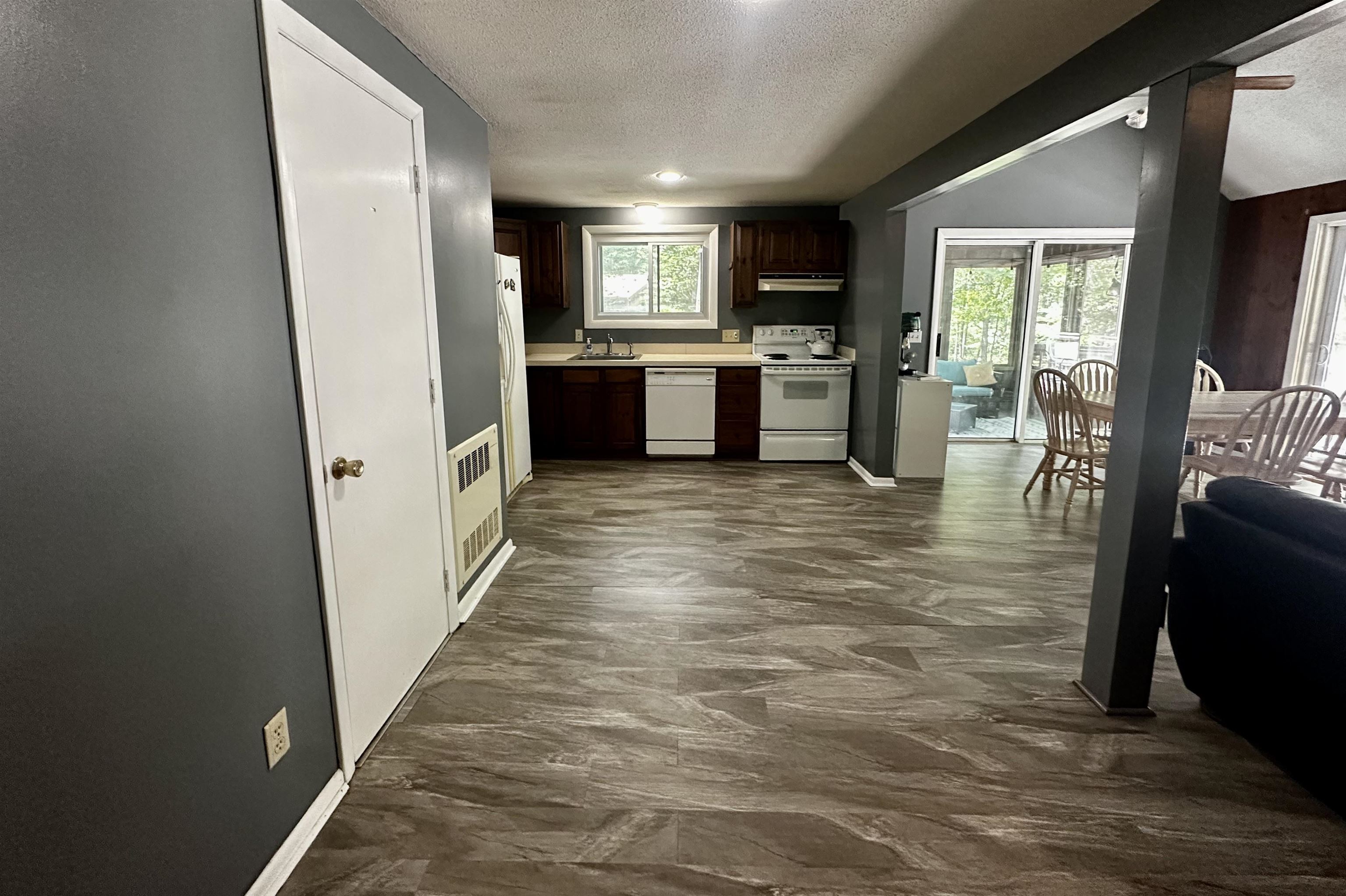 9 Crestbrook Place Springfield, NH 03753 - Photo 4 of 19