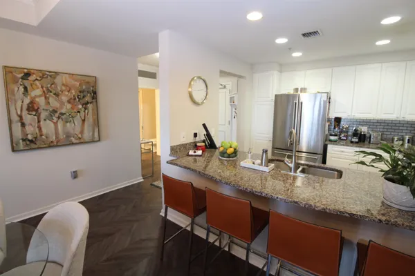 $415,000 | 121 North Monroe Street, Unit 7007, Tallahassee, FL 32301