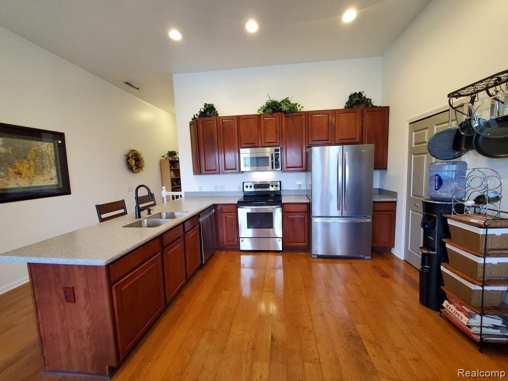 527 West Main Street Brighton, MI 48116 - Photo 8 of 28