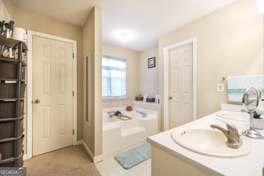 5158 Bowman Road Macon, GA 31210 - Photo 9 of 30