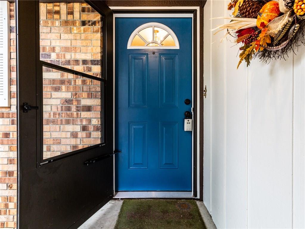 4906 Guion Road Indianapolis, IN 46254 - Photo 2 of 23 Gallery Image 2