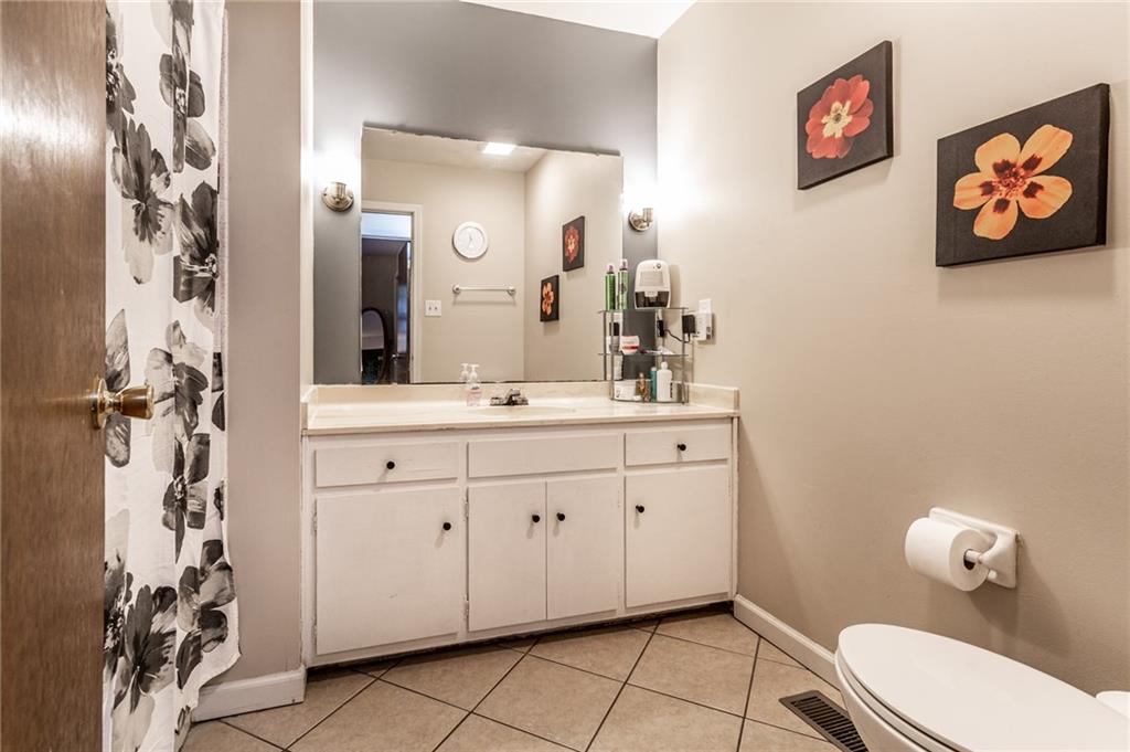 4906 Guion Road Indianapolis, IN 46254 - Photo 16 of 23 Gallery Image 16