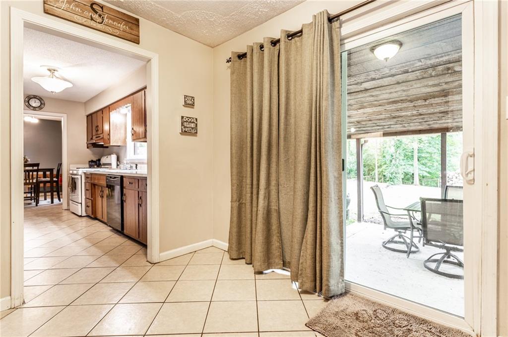 4906 Guion Road Indianapolis, IN 46254 - Photo 5 of 23 Gallery Image 5
