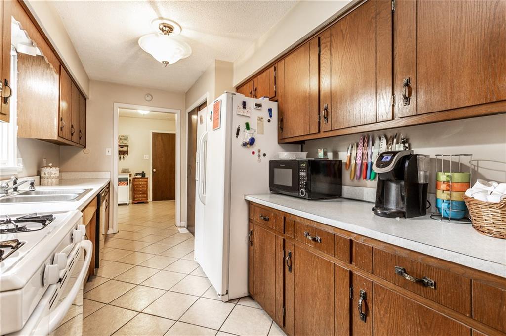 4906 Guion Road Indianapolis, IN 46254 - Photo 7 of 23 Gallery Image 7