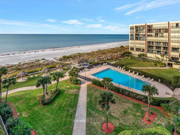 $3,800 | 1430 Gulf Boulevard, Unit 612, Clearwater Beach, FL 33767