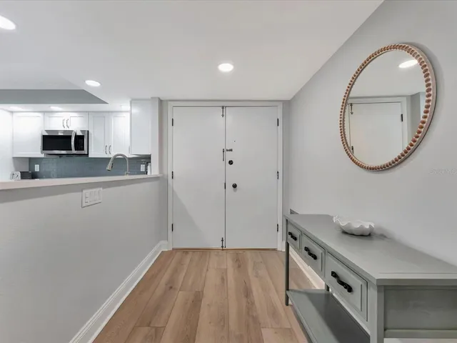 $3,800 | 1430 Gulf Boulevard, Unit 612, Clearwater Beach, FL 33767