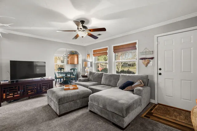 $315,000 | 2476 California Street, Redding, CA 96001