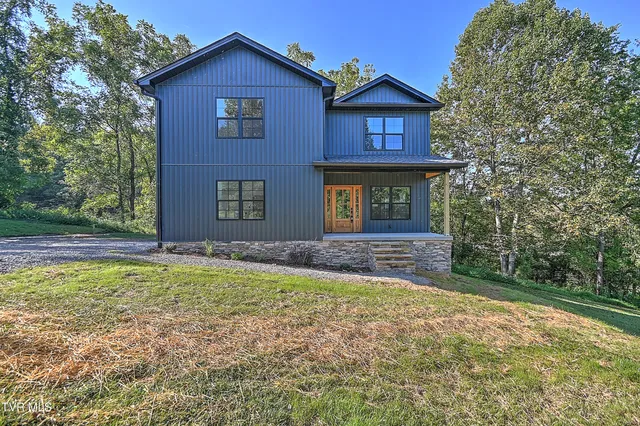 $485,000 | 100 Polo Drive, Blountville, TN 37617