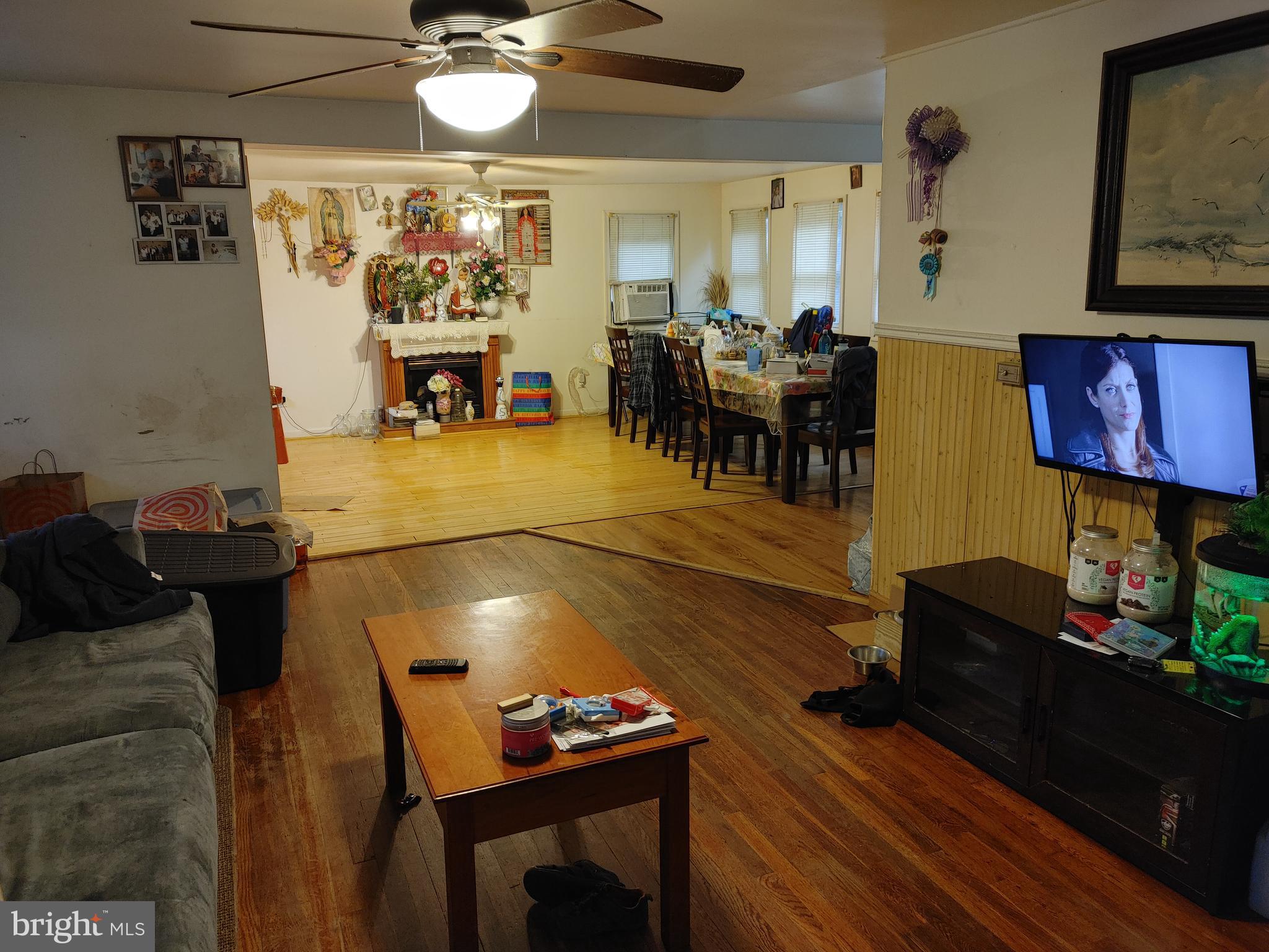 53 Jennings Road Manahawkin, NJ 08050 - Photo 2 of 9