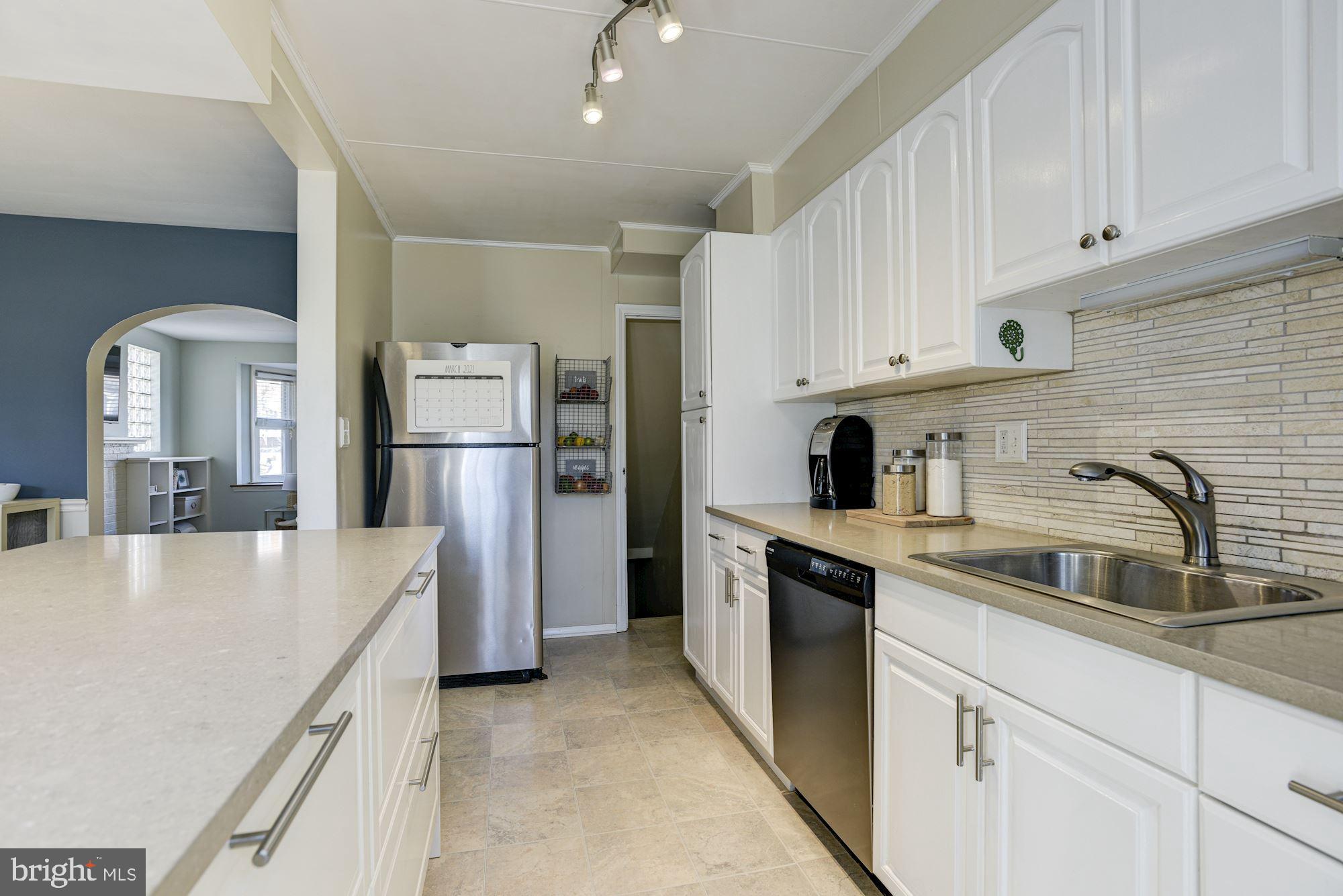 1627 Hardwick Road Towson, MD 21286 - Photo 12 of 32 Kitchen