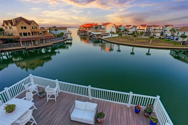$4,950 | 1834 Tiki Drive, Tiki Island, TX 77554