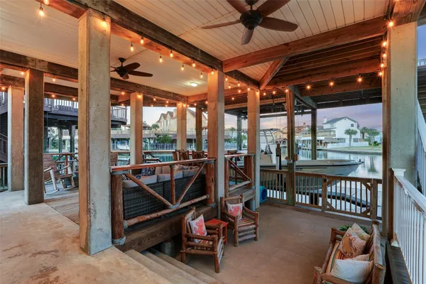 $4,950 | 1834 Tiki Drive, Tiki Island, TX 77554