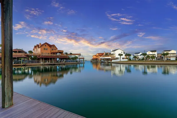 $4,950 | 1834 Tiki Drive, Tiki Island, TX 77554