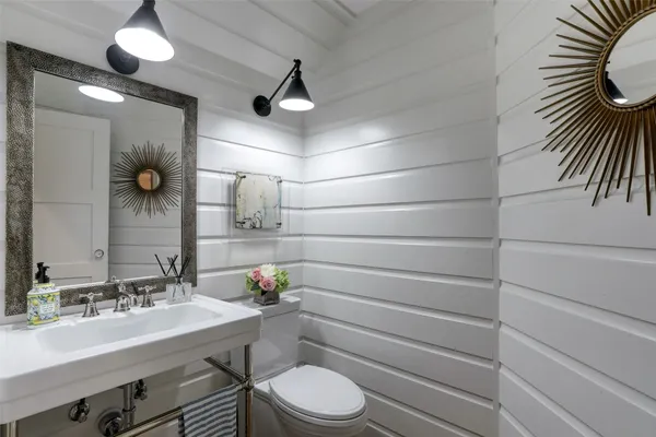 $4,950 | 1834 Tiki Drive, Tiki Island, TX 77554