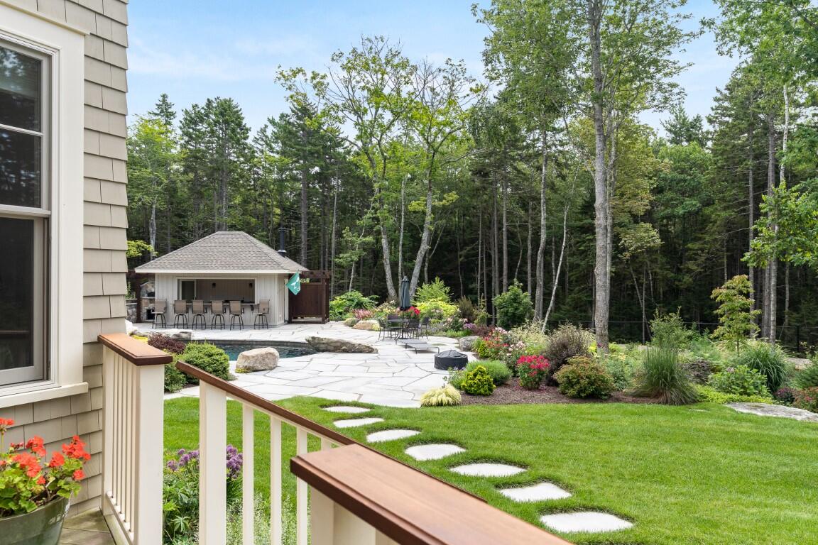 39-42 North Shr Road Boothbay, ME 04537 - Photo 10 of 91 5.8