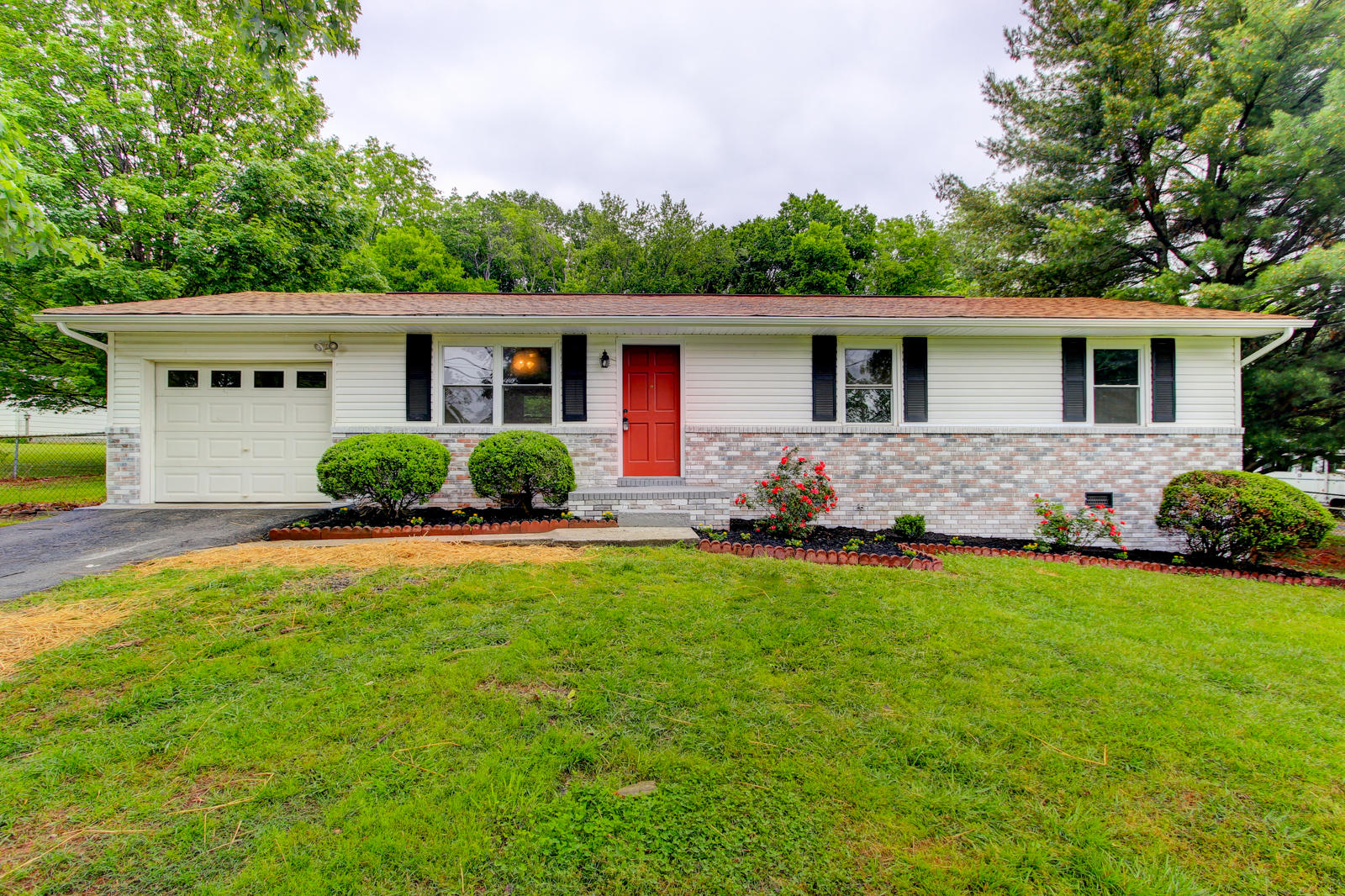 2116 Curving Road Knoxville, TN 37912 - Photo 17 of 20 Positive Perceptions (3)