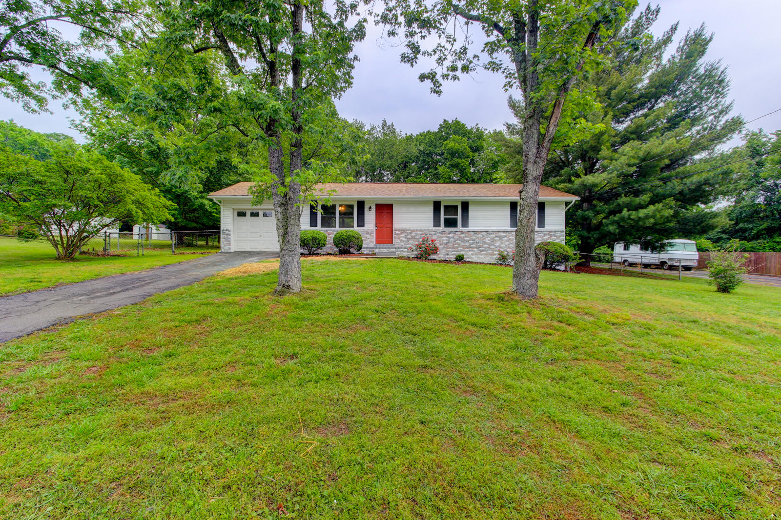 2116 Curving Road Knoxville, TN 37912 - Photo 20 of 20 Positive Perceptions (21)