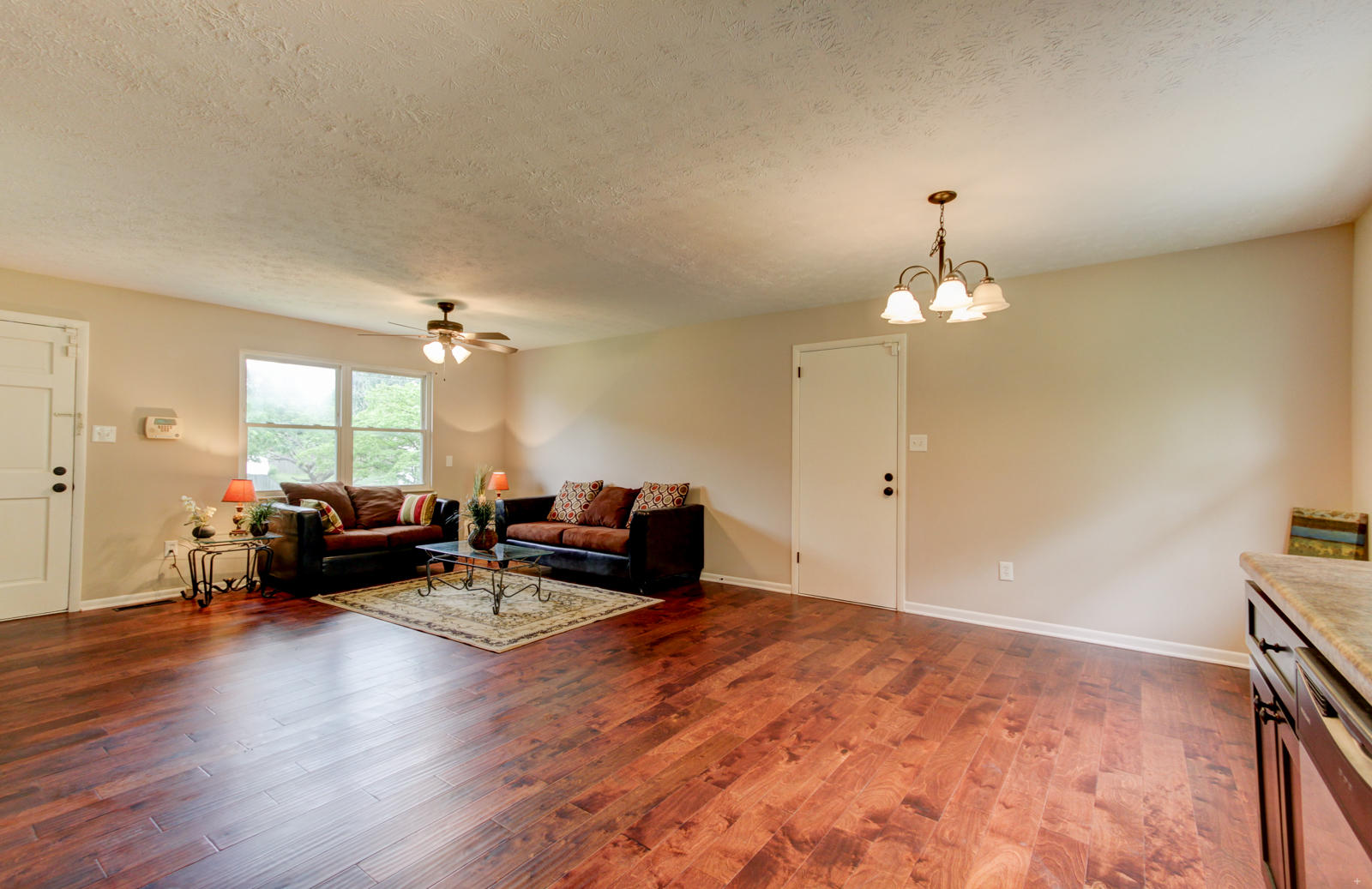 2116 Curving Road Knoxville, TN 37912 - Photo 7 of 20 Positive Perceptions (7)