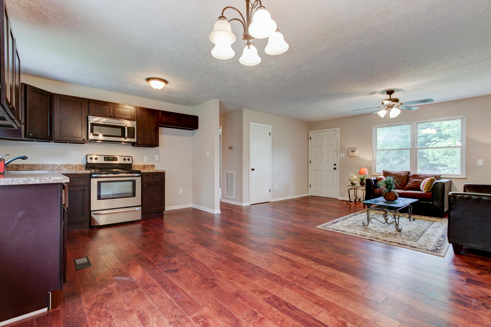 2116 Curving Road Knoxville, TN 37912 - Photo 10 of 20 Positive Perceptions (11)