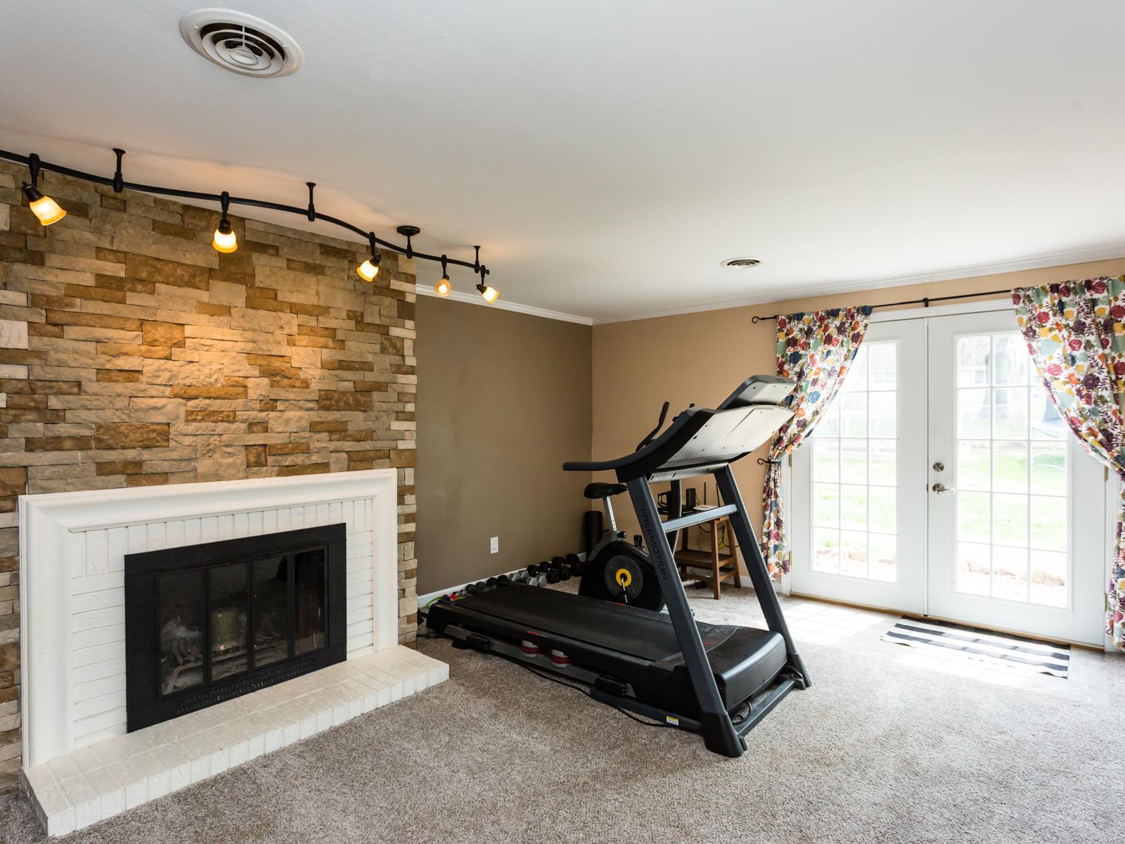 2706 Yaeger Road St. Louis, MO 63129 - Photo 18 of 31 Gallery Image 18