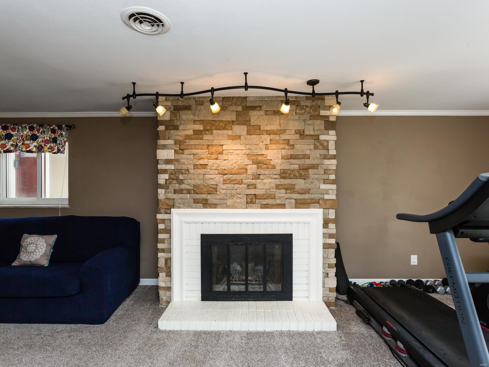 2706 Yaeger Road St. Louis, MO 63129 - Photo 19 of 31 Gallery Image 19