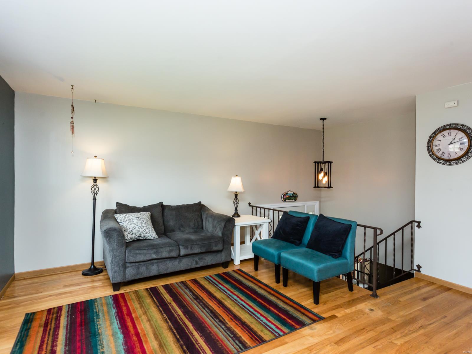 2706 Yaeger Road St. Louis, MO 63129 - Photo 3 of 31 Gallery Image 3