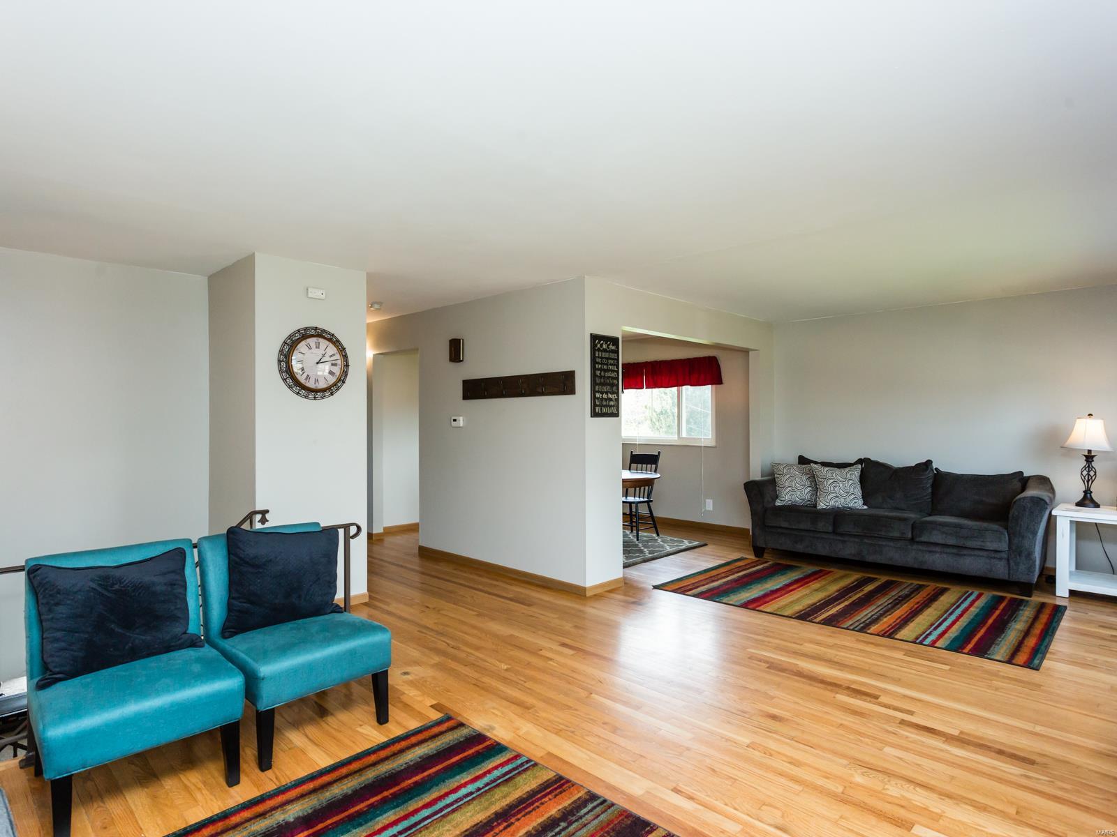 2706 Yaeger Road St. Louis, MO 63129 - Photo 6 of 31 Gallery Image 6