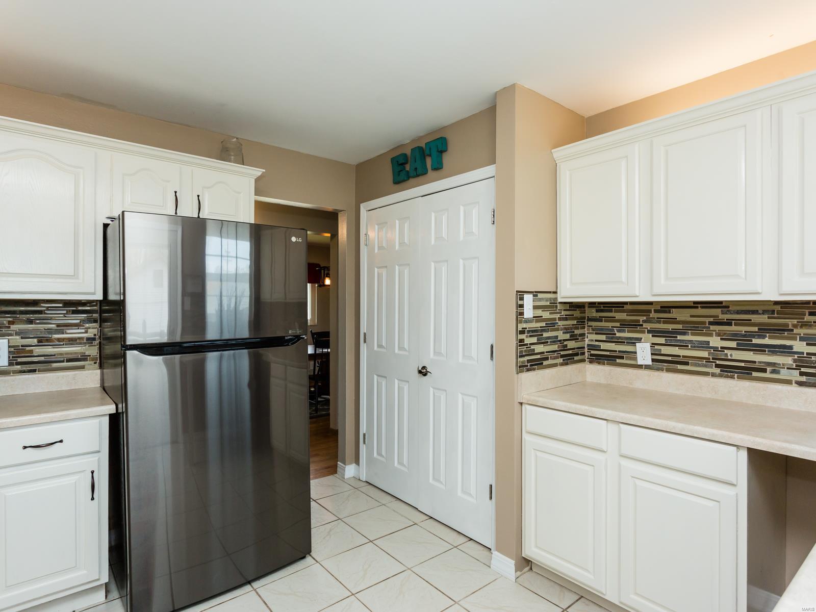 2706 Yaeger Road St. Louis, MO 63129 - Photo 8 of 31 Gallery Image 8