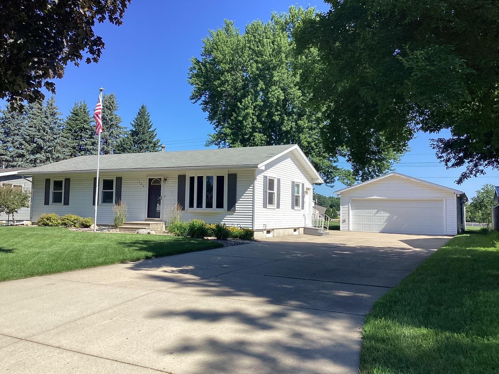1302 19th Avenue Southwest Austin, MN 55912 - Photo 2 of 36