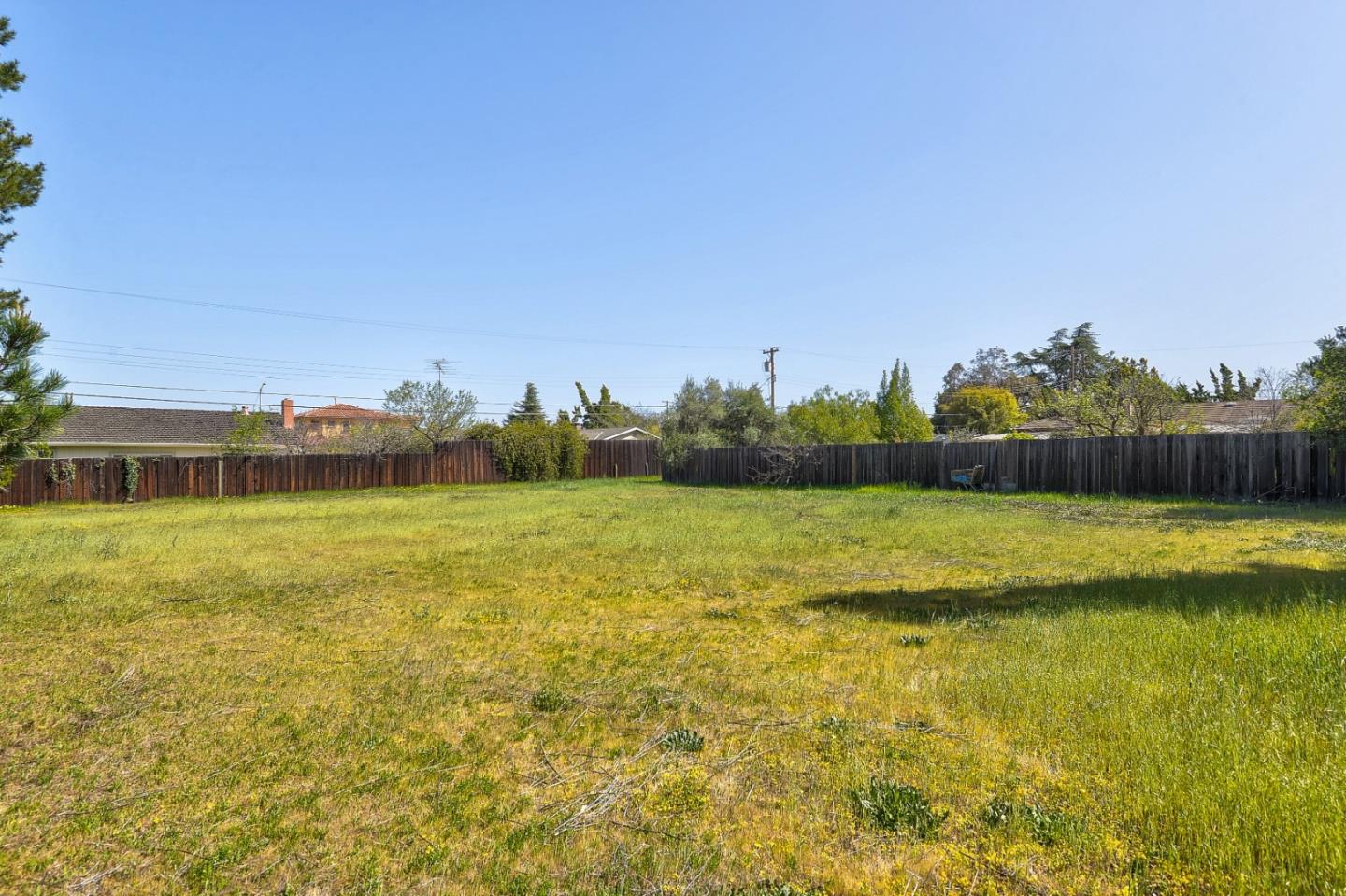 20865 McClellan Road Cupertino, CA 95014 - Photo 8 of 13 a view of an ocean view