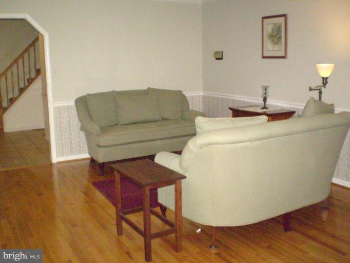10540 Wicomico Ridge Road Charlotte Hall, MD 20622 - Photo 2 of 30 Living Room