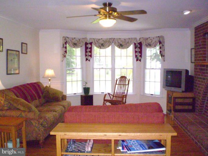 10540 Wicomico Ridge Road Charlotte Hall, MD 20622 - Photo 30 of 30 Family Room