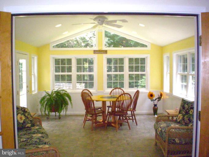 10540 Wicomico Ridge Road Charlotte Hall, MD 20622 - Photo 8 of 30 Sunroom